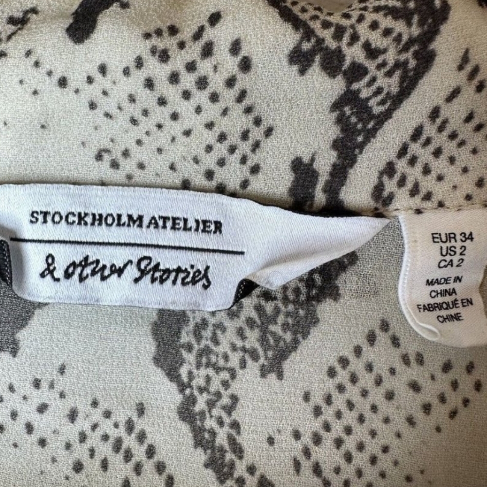 & Other Stories Python Button Down Sz 2 - image 4